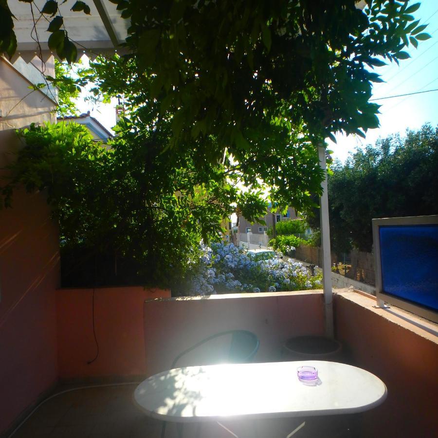 Villa Rodanthos 派尔季卡 外观 照片